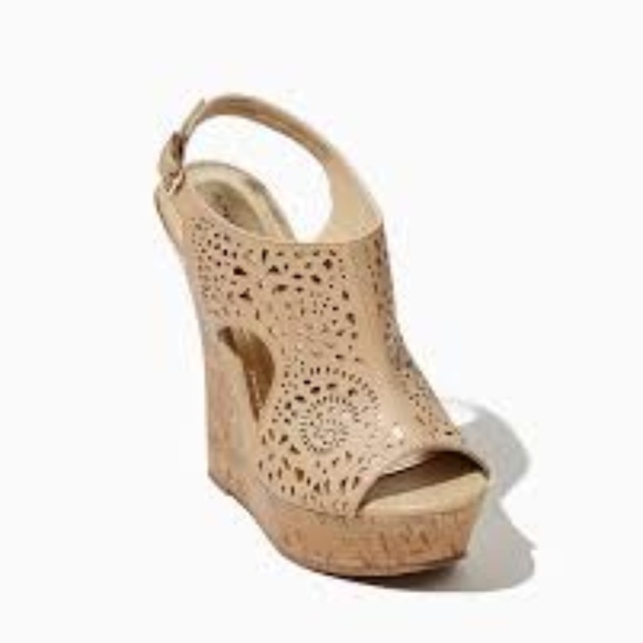 Charming Charlie Shoes - Charming Charlie Dandelion Cork Wedge Heels Sz 10